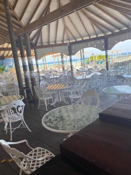 Lush Tropical Apartment Located In A 4-Star Resort Runaway Bay Exterior foto