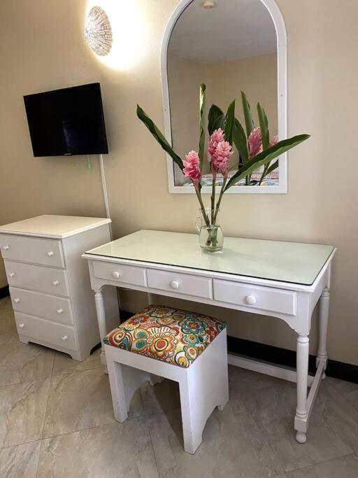 Lush Tropical Apartment Located In A 4-Star Resort Runaway Bay Exterior foto